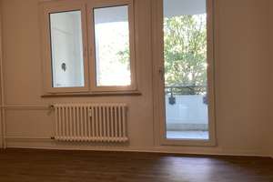 Willkommen Zuhause: gemütliche 3-Zimmer-Wohnung mit Balkon – Schlehenweg 16, 33609 Heepen, Bielefeld – Vorschaubild 3
