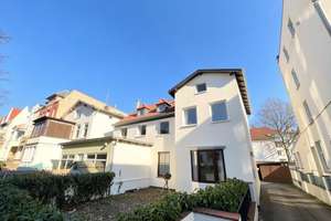 Lagerfläche mit Potenzial zum Ausbau als Wohneinheit mit Terrasse und Garage