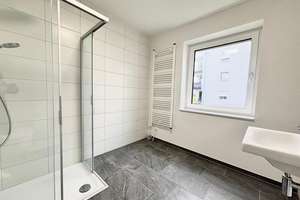 Exklusive 2,5 Zimmer-Wohnung mit gehobener Ausstattung in FN-Windhaag – Die vollständige Adresse der Immobilie erhältst du vom Anbieter., 88045 Friedrichshafen – Vorschaubild 7