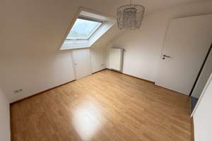 Wohnen & Vermieten: Attraktives 3-Familienhaus mit großzügigem Garten & Garage in Top-Lage! – Die vollständige Adresse der Immobilie erhältst du vom Anbieter., 70439 Zuffenhausen-Elbelen, Stuttgart – Vorschaubild 6