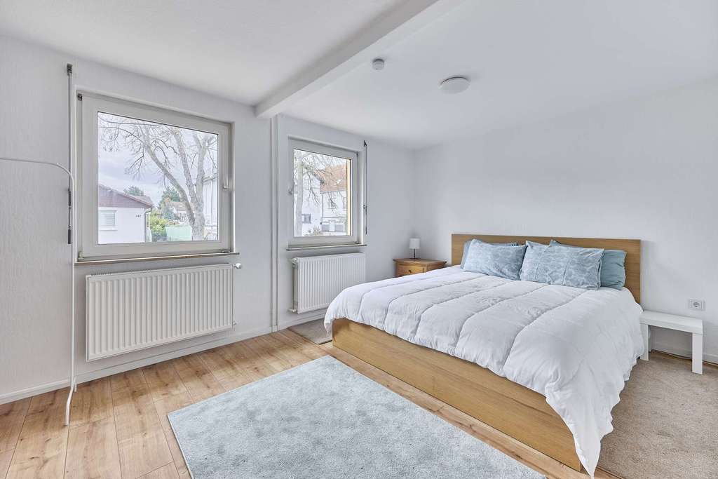 Immobilie in Haßloch - Bezugsfertig für Ihre Familie - Renoviertes Einfamilienhaus mit Einbauküche, Garage & tollem Garten - Bild 4