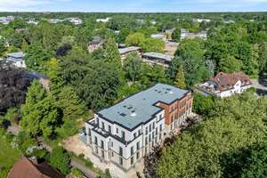 OPEN HOUSE 13.06.2026 von 12-14 Uhr Mehr Himmel. Mehr Zuhause. Traumhaftes Staffelgeschoss – Die vollständige Adresse der Immobilie erhältst du vom Anbieter., 22339 Hummelsbüttel, Hamburg – Vorschaubild 4