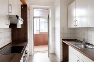 Altbaucharme in Kiel-Gaarden: helle 3-Zimmer-Wohnung mit 2 Balkonen – WG-geeignet – Die vollständige Adresse der Immobilie erhältst du vom Anbieter., 24143 Gaarden-Ost, Kiel – Vorschaubild 8