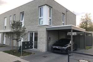 Exklusive Doppelhaushälfte vor der den Toren von VW  in Sandkamp