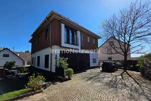 Familientraum in Neunkirchen: 205 m² Zweifamilienhaus mit Garten, Sauna, Loggia und Wintergarten. – Neunkirchen (Kreis) – Vorschaubild 23