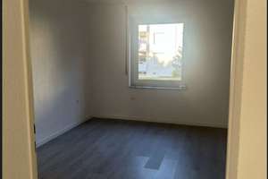 Charmante 3 Zimmer-Etagenwohnung mit Balkon, Garage und Außenstellplatz - sofort bezugsfrei! – Die vollständige Adresse der Immobilie erhältst du vom Anbieter., 71034 Böblingen – Vorschaubild 10