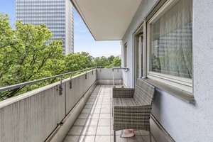 ***Gepflegte 1,5- Zimmer-Wohnung mit großzügigem Balkon***