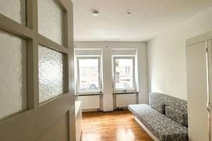 Modern & Möbliert - Renovierte 1-Zimmer-Wohnung mit Top-Anbindung – Die vollständige Adresse der Immobilie erhältst du vom Anbieter., 90439 Sankt Leonhard, Nürnberg – Vorschaubild 1