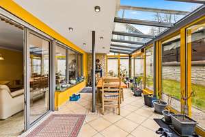 Gepflegtes Einfamilienwohnhaus mit Wintergarten, separatem Jugendstudio und großzügigem Grundstück – Die vollständige Adresse der Immobilie erhältst du vom Anbieter., 93128 Regenstauf – Vorschaubild 5