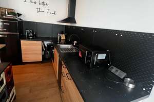 Helle Dachgeschosswohnung mit Loggia und Fahrstuhl – Dortmunder Straße 101, 40472 Rath, Düsseldorf – Vorschaubild 12