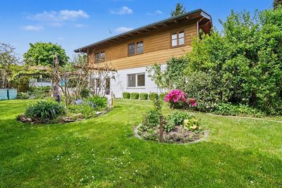 Idyllisches Wohlfühlhaus mit traumhaftem Garten in ruhiger Lage in Wachenroth-Buchfeld
