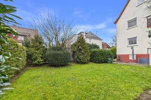 Ideal für Handwerker. 2-3 Parteienhaus, ruhige Lage, schöner Garten, Balkon, Terrasse, Ausbaureserve – Die vollständige Adresse der Immobilie erhältst du vom Anbieter., 70565 Rohr, Stuttgart – Vorschaubild 4