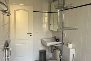 Sonnige Terrassenwohnung in bevorzugter Gegend von Blankenese mit 2 oder 3 Zimmern und Tiefgarage – Die vollständige Adresse der Immobilie erhältst du vom Anbieter., 22587 Blankenese, Hamburg – Vorschaubild 6