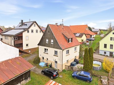 Ruhig gelegenes Zuhause mit zusätzlichem Scheunenanteil!