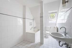 AIGNER - Bezugsfreie 2,5-Zimmer-Wohnung in denkmalgeschütztem Altbau im Herzen der Maxvorstadt – Die vollständige Adresse der Immobilie erhältst du vom Anbieter., 80333 Augustenstraße, München – Vorschaubild 8