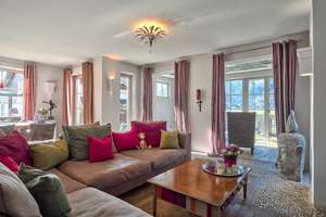 Mediterraner Wohntraum im Inntal – Kunst, Luxus & ein unvergleichlicher Blick auf das Kaisergebirge – Die vollständige Adresse der Immobilie erhältst du vom Anbieter., 83080 Oberaudorf – Vorschaubild 3