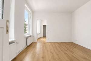 Modernisierte 1-Zimmer-Erdgeschosswohnung mit neuer Einbauküche und modernem Badezimmer – Reeperbahn 9, 24143 Gaarden-Ost, Kiel – Vorschaubild 3