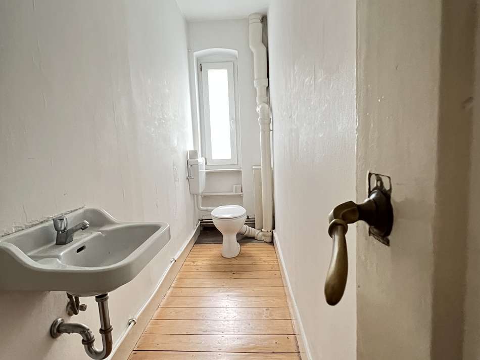 WC DG 