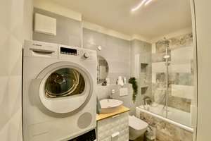 Neuwertige, möblierte 3-Zimmer-Wohnung mit EBK in ruhige, aber unmittelbare Lage am Boxhagener Platz – Kreutzigerstraße 17, 10247 Friedrichshain, Berlin – Vorschaubild 9