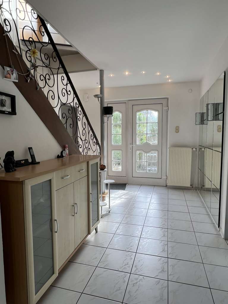 Immobilie in Meitingen - Ehem. Arztvilla auf traumhaft großem Grundstück in Top-Lage zw. Donauwörth u. Augsburg! - Bild 0