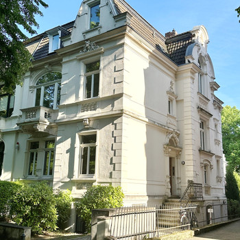 "Villa Uhrmacher" eine lichtdurchflutete Familienresidenz