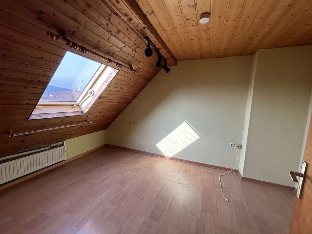 Immobilie in Wörth am Main - EFH mit viel Platz und Potenzial! - Bild 9