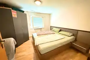 Unmittelbar am Nürburgring: Mehrfamilienwohnhaus mit Potential – Ahrweiler (Kreis) – Vorschaubild 16