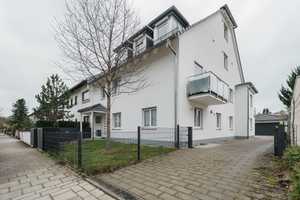 Stilvolle 3-Zimmer-Dachgeschosswohnung mit geh. Innenausstattung mit Balkon und EBK – Stettner Straße 23, 81549 München – Vorschaubild 20