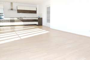 Großzügige, helle 3-Zimmer-Wohnung mit schöner Loggia; Anfragen bitte nur per email! – 80939 Freimann, München – Vorschaubild 3
