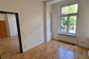 Helle 4-Zimmer-Wohnung mit Balkon und 119,92 m² Wohnfläche in Magdeburg – Breiter Weg 228, 39104 Altstadt, Magdeburg – Vorschaubild 3