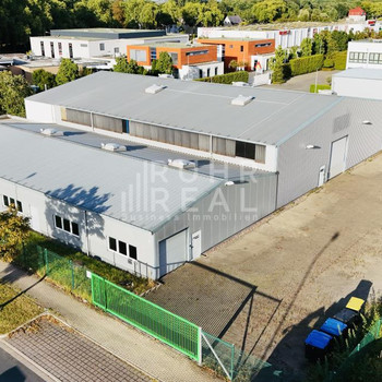 Lagerhalle & Produktionshalle | an der A2 | ebenerdige Tore | Duschen & Umkleiden