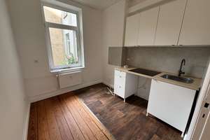 Frei, renoviert & provisionsfrei: Helle 2-Zi Altbauwohnung im Hochparterre auf der Altstadtinsel! – Die vollständige Adresse der Immobilie erhältst du vom Anbieter., 23552 Innenstadt, Lübeck – Vorschaubild 8