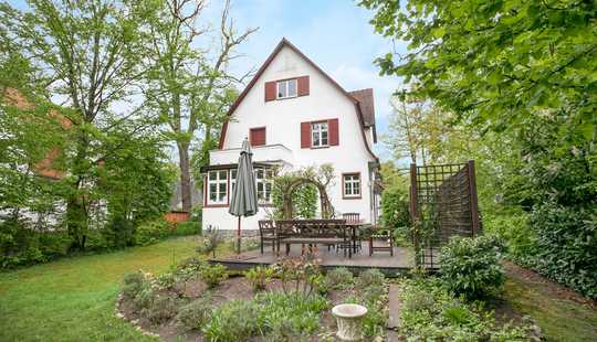 Bild von Stilvolles Wohnen in Bestlage: Jugendstilhaus direkt am Hengstbach