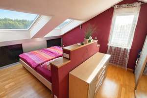 Außergewöhnliche 4,5 Zimmer Wohnung mit riesiger Dachterrasse und 2 TG-Stellplätzen in Ortsrandlage! – Die vollständige Adresse der Immobilie erhältst du vom Anbieter., 71106 Magstadt – Vorschaubild 16