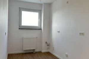 Helle Wohnung mit drei Zimmern in Köln-Ehrenfeld – Iltisstraße 166, 50825 Neuehrenfeld, Köln – Vorschaubild 3