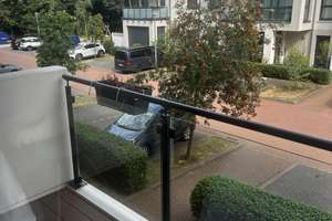 Ab Oct. Barrierefreie 3-Zimmer-Wohnung in Berlin-Lichtenberg – hochwertige Einbauküche, Parkettbode – Die vollständige Adresse der Immobilie erhältst du vom Anbieter., 10367 Lichtenberg (Ortsteil), Berlin – Vorschaubild 4