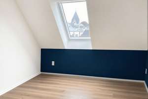 Historie trifft Moderne – Luxuriöse Design-Maisonette am Rhein – Die vollständige Adresse der Immobilie erhältst du vom Anbieter., 50676 Altstadt/Süd, Köln – Vorschaubild 23