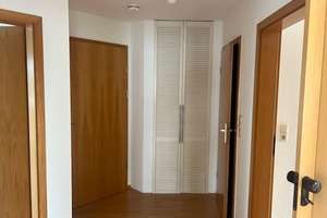 *KURZFRISTIG BEZIEHBAR* Helle 3 Zimmer-Dachwohnung mit Balkon in sonnenverwöhnte Lage und schönem  – Die vollständige Adresse der Immobilie erhältst du vom Anbieter., 97437 Haßfurt – Vorschaubild 8
