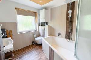 Ankommen. Durchatmen | Bungalow mit 4 Zimmer u. 110qm2 Wohnfläche | Naturparadies mitten in Hamburg. – Die vollständige Adresse der Immobilie erhältst du vom Anbieter., 22339 Hummelsbüttel, Hamburg – Vorschaubild 17