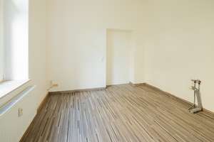 Besondere Wohnung mit vielseitigen Nutzungsmöglichkeiten in Denkmalvilla in Dresden-Bühlau – Bautzner Landstraße 102, 1324 Bühlau/Weißer Hirsch, Dresden – Vorschaubild 5