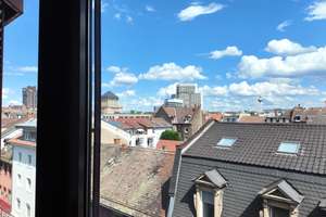 Moderne 2-Zimmer-Wohnung in Mannheim Innenstadt mit Balkon, zwei Bädern und Tiefgaragenstellplatz – Die vollständige Adresse der Immobilie erhältst du vom Anbieter., 68191 Innenstadt/Jungbusch, Mannheim – Vorschaubild 3