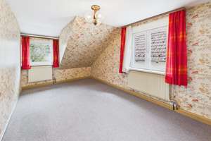 Familienfreundliches Einfamilienhaus nahe der Schule und der Stadtmitte – Die vollständige Adresse der Immobilie erhältst du vom Anbieter., 72175 Dornhan – Vorschaubild 13