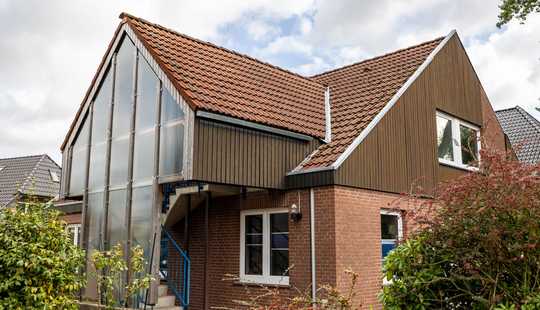 Bild von *** 2 PARTEIEN - EG (ex) PRAXIS und DG große WOHNUNG ***