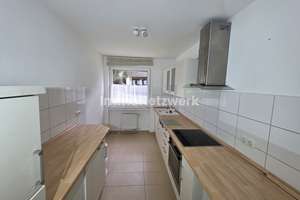 Wohnung mit Loggia, Einbauküche, Kellerbox und Duplex-Stellplatz in Saarbrücken-Eschberg – Die vollständige Adresse der Immobilie erhältst du vom Anbieter., 66121 Eschberg, Saarbrücken – Vorschaubild 8