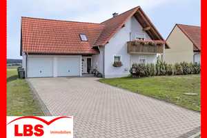 "HIER LÄSST ES SICH GUT LEBEN" Vermietetes EFH mit sonnigem Garten in Ortsrandlage von Vilseck – Amberg-Sulzbach (Kreis) – Vorschaubild 1