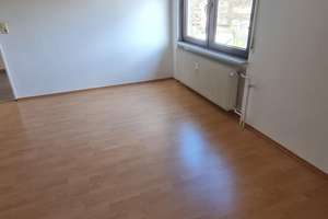 Helle und geräumige 4-Zimmer-Dachgeschosswohnung in Rodgau-Dudenhofen – Die vollständige Adresse der Immobilie erhältst du vom Anbieter., 63110 Rodgau – Vorschaubild 5