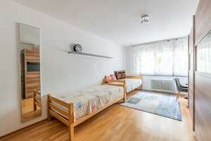 Attraktive 84 m² 3-Zimmer-Etagenwohnung in Durlach mit Balkon – Die vollständige Adresse der Immobilie erhältst du vom Anbieter., 76227 Durlach, Karlsruhe – Vorschaubild 5