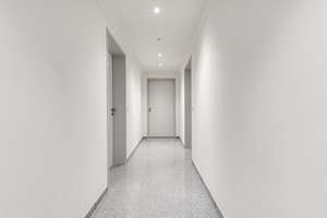 Lichtdurchflutete 2-Zimmer-Wohnung – Erstbezug nach hochwertiger Kernsanierung in gefragter Lage – Die vollständige Adresse der Immobilie erhältst du vom Anbieter., 40477 Golzheim, Düsseldorf – Vorschaubild 23