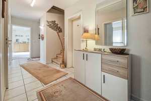 Bungalow mit 158 m² Wohn- und Nutzfläche und Garage
in ruhiger Sackgassenlage am Waldrand – Steinburg (Kreis) – Vorschaubild 2