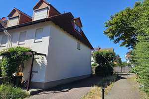 Reiheneckhaus in Toplage von Bad Vilbel mit Garten, Balkon und Stellplatz – Am Fuhrweg 6 k, 61118 Bad Vilbel – Vorschaubild 1